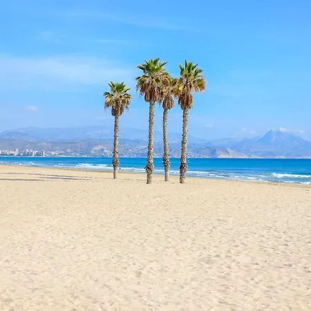 Arena En Playa De San Juan 阿利坎特